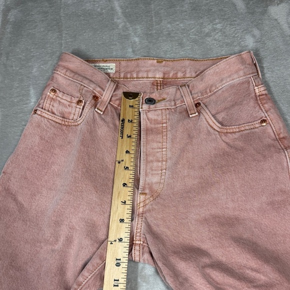 Levi’s Women’s 501 90s Light Pink Premium Button Fly Straight Jeans Size 0 - Picture 8 of 16